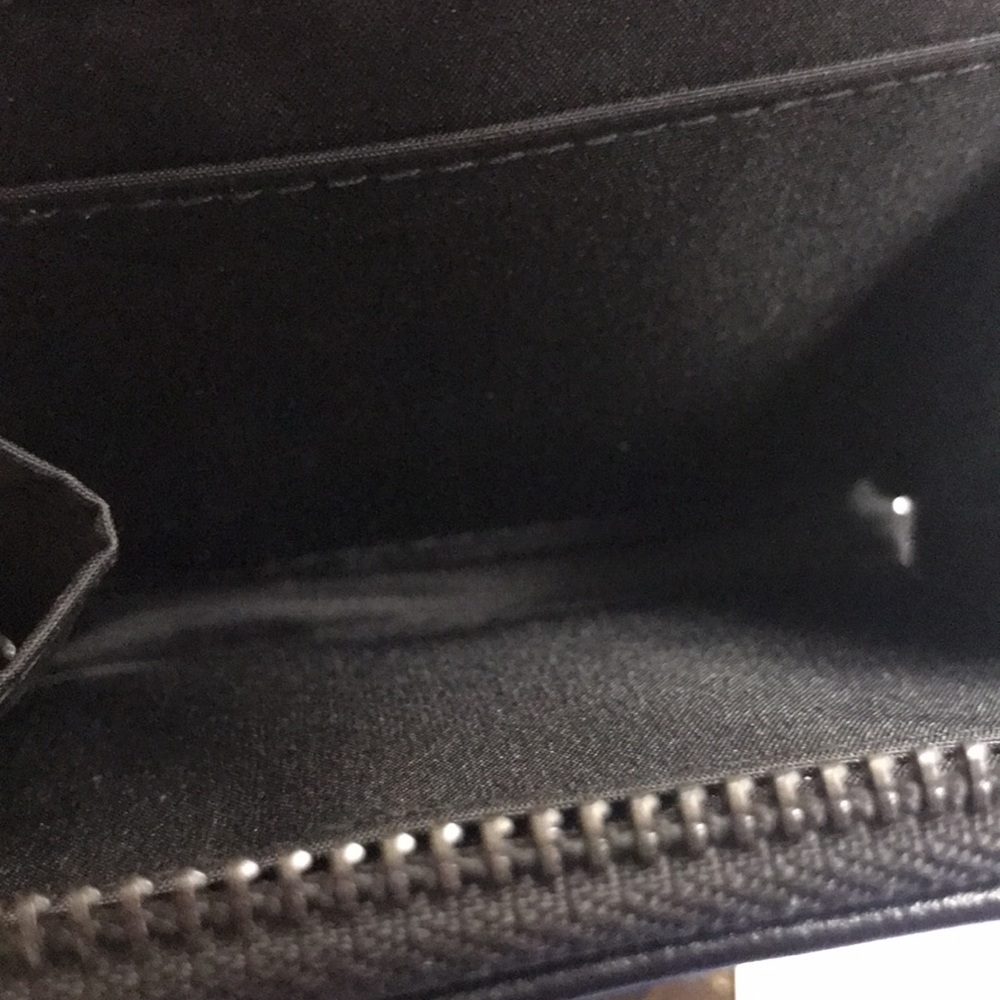 Multi Color Wallet Black & White - image 6